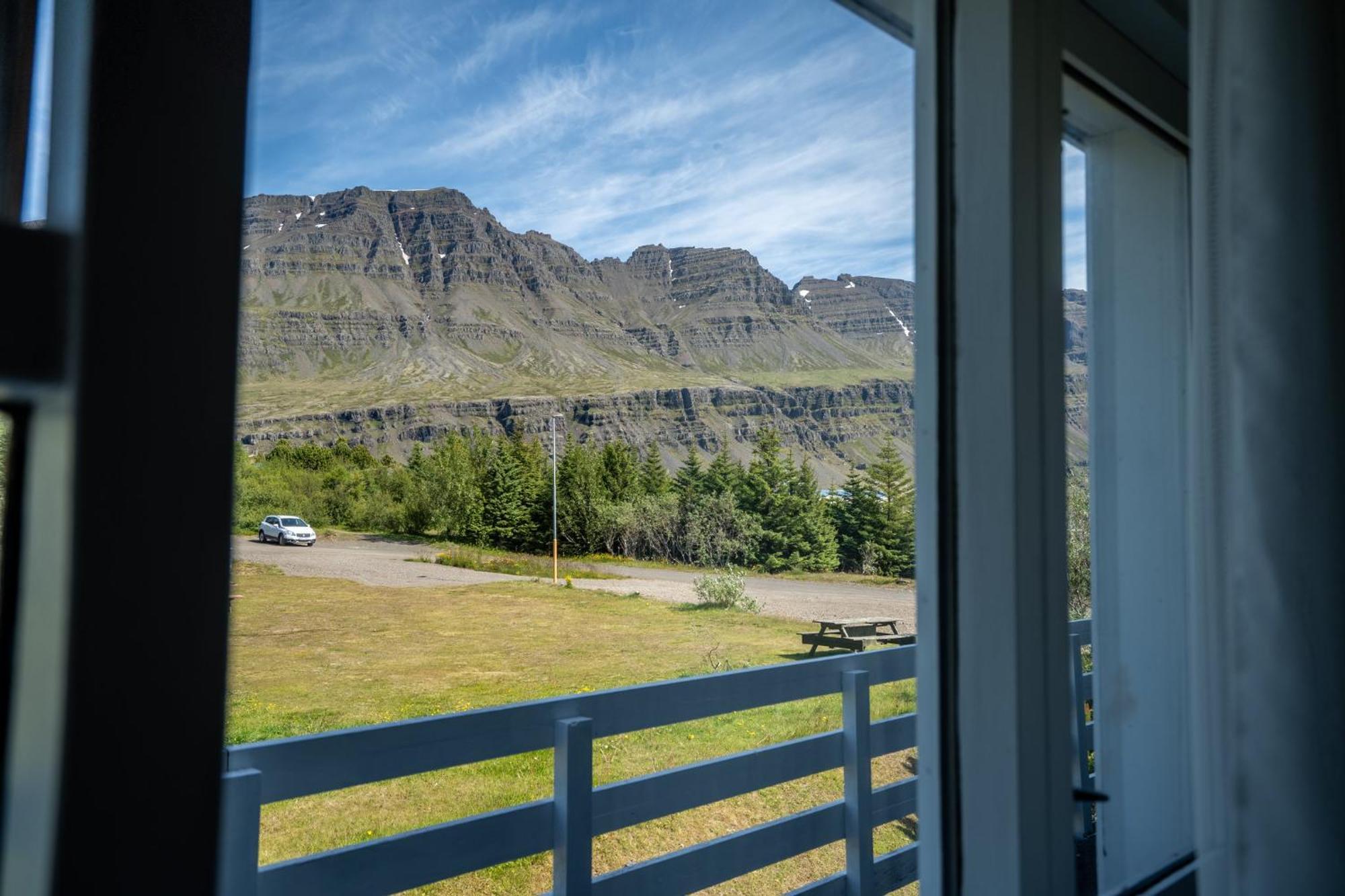 Hotel Breiðdalsvík 外观 照片