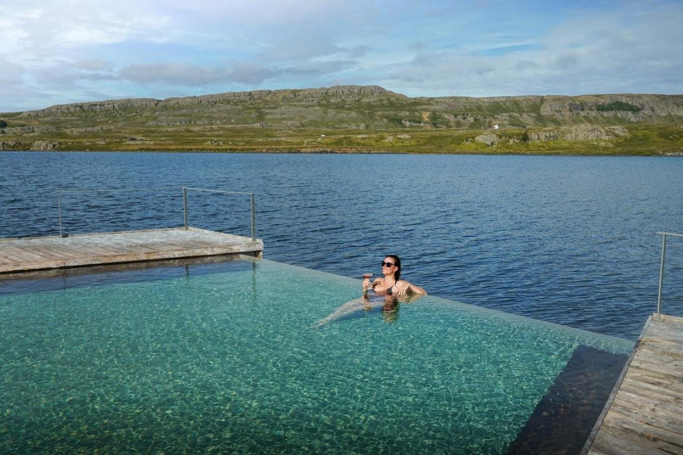 Hotel Breiðdalsvík 外观 照片